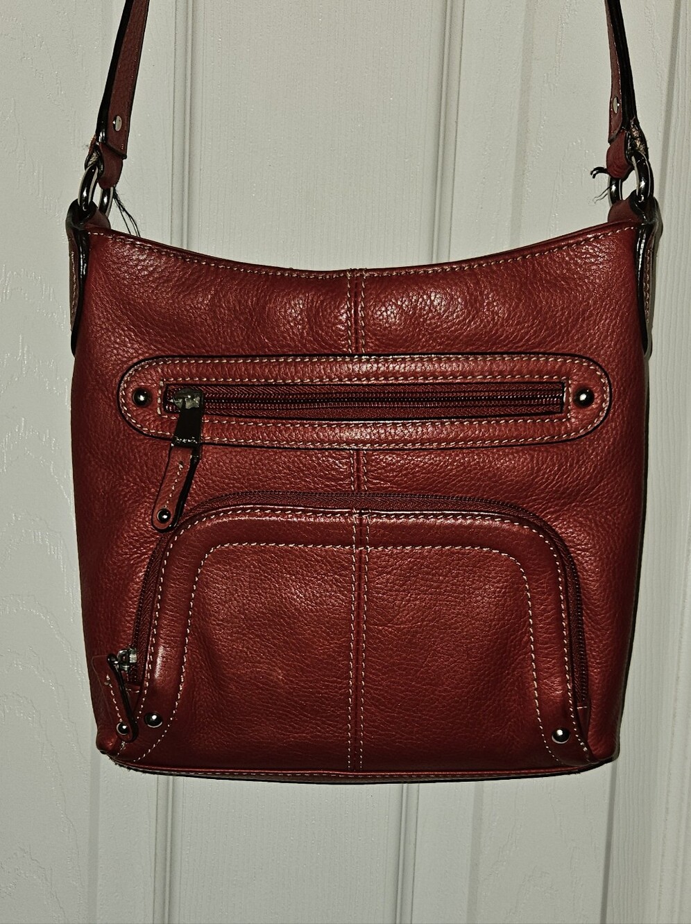 Tignanello Red Leather Crossbody with Front Zip Pockets - Picture 2 of 13